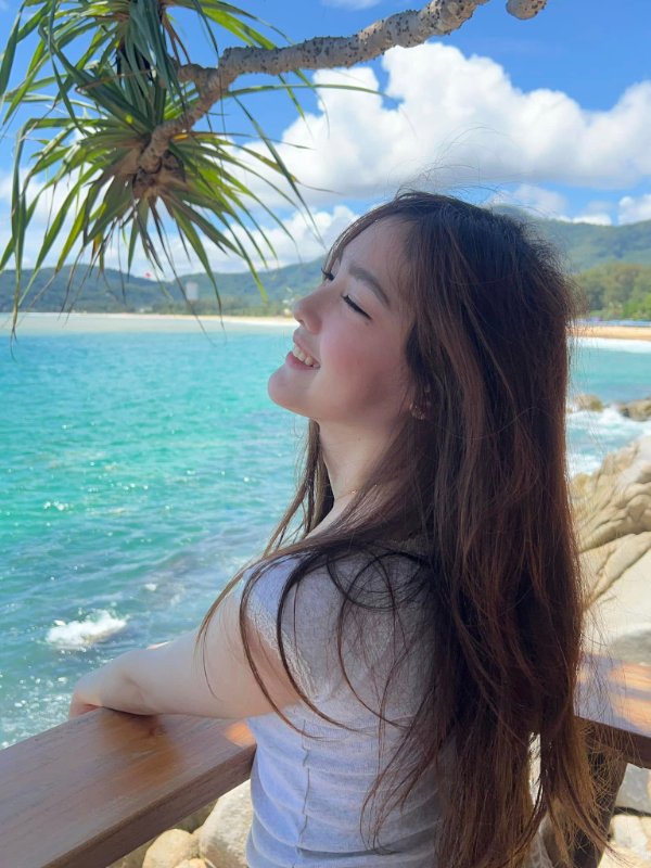 Emma Panisara 7